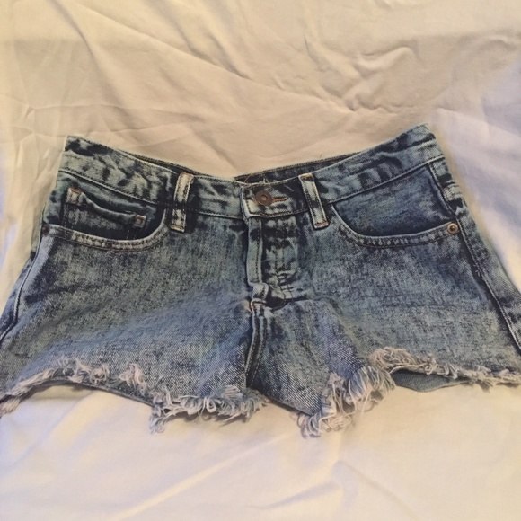 Forever 21 Distressed Denim Booty Shorts - Picture 2 of 5